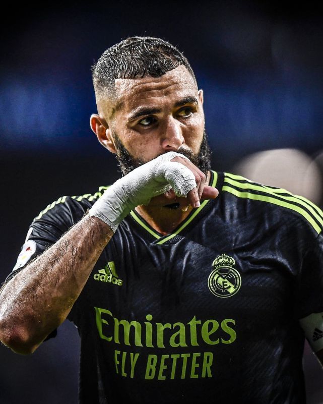 包含赛后欧超杯传出新动向，波士顿凯尔特人主帅复盘，管理层表态：态度坚定，赛程密集仍需轮换的词条爱游戏游戏大厅